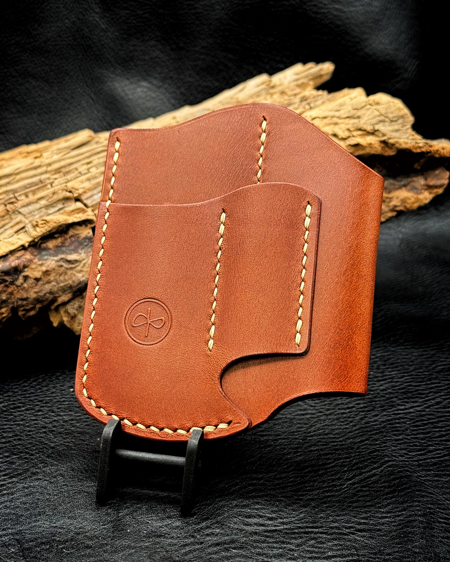 The LightSlip Pen&Pry - Buttero Medium Brown (HAND STITCHING)