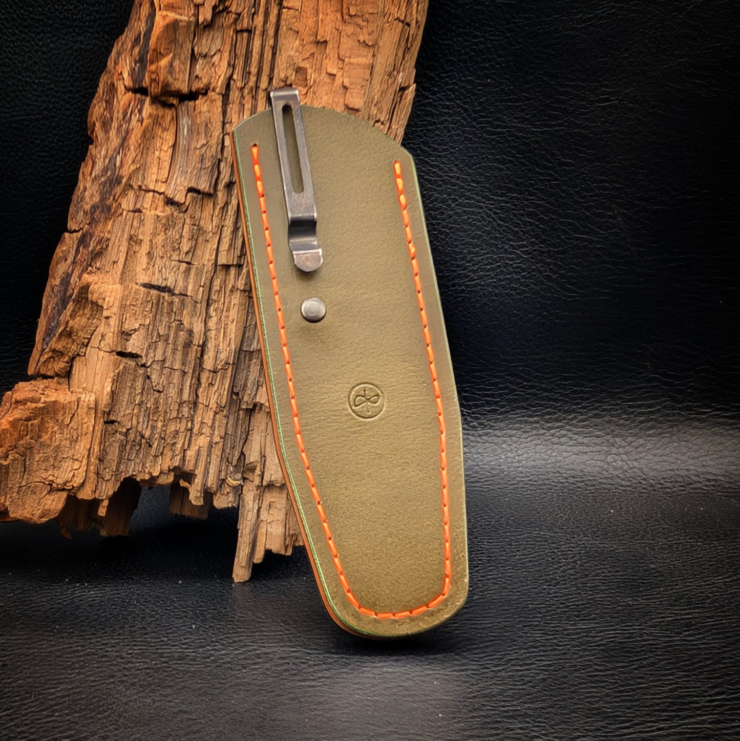 The SlimSheath DualWave - Green/Orange