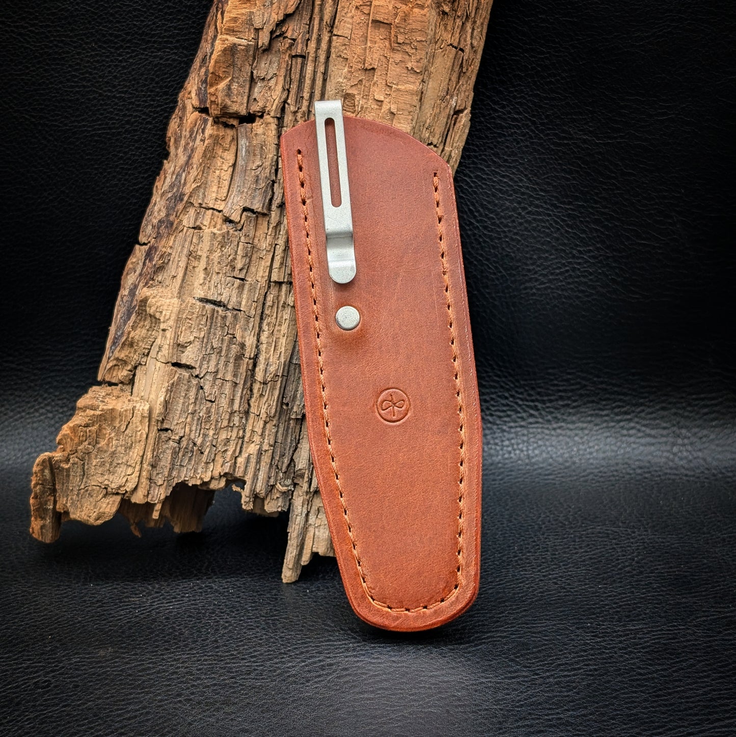 The SlimSheath DualWave - Buttero Medium/Golden Brown