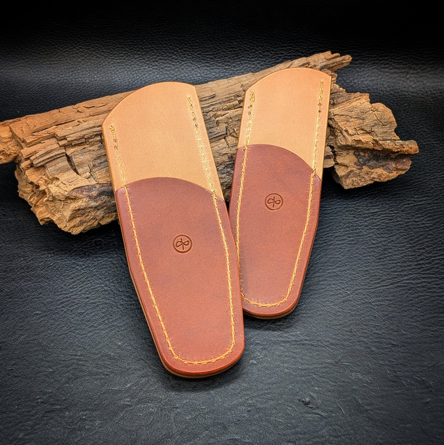 The SlimSheath DualWave - Buttero Golden/Medium Brown